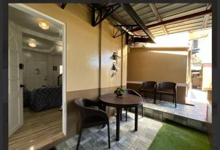 Baladad Transient House Room in San fernando La Union - - 5