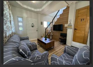 Baladad Transient House Room in San fernando La Union - - 8
