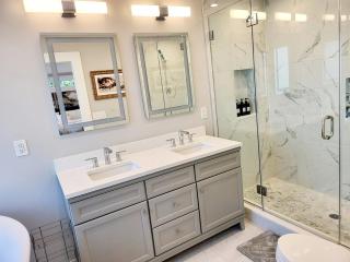 Waterfront Villa , 3 bedroom, theater and Game room - Dundalk - 4