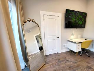 Waterfront Villa , 3 bedroom, theater and Game room - Dundalk - 1