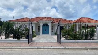 Private 3-Bedroom Villa - Oranjestad - 0