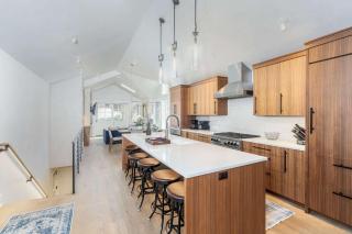 Upscale Condo Near Lift and Town with Mountain Views - 9