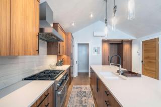 Upscale Condo Near Lift and Town with Mountain Views - 4