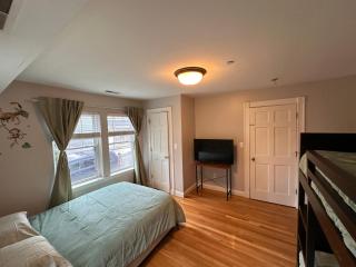 Private Room in Everett - Everett - 1