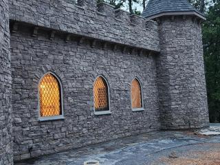 The Castle at Kingston - Kingston - 3