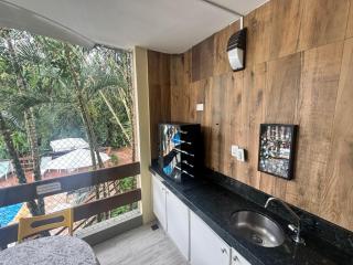 Apto Riviera de São Lourenço com Piscinas Aquecidas,Quadra,Sacada Gourmet - 6