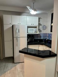 Apto Riviera de São Lourenço com Piscinas Aquecidas,Quadra,Sacada Gourmet - 9