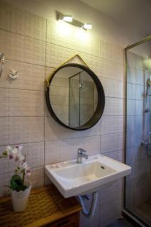 Ionian Kaizer Boutique - Achílleion - 9