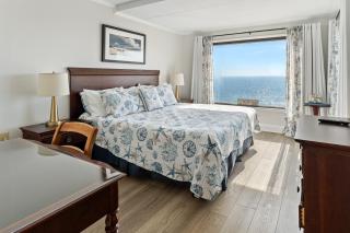 Oceanfront 2-Bedroom Condo at Marigot Beach with Indoor Pool & Hot Tub - Ocean City - 1