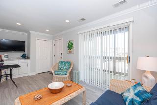 Spacious 2-Bedroom Condo on 43rd Street Easy Access to OC Convention Center! - Ocean City - 8