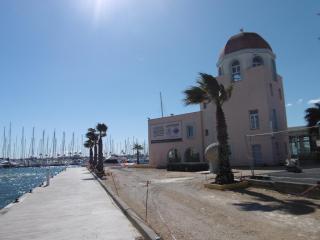 Studio Cabine à Gruissan pour 4 pers - Parking sécurisé - FR-1-796-40 - Gruissan - 9