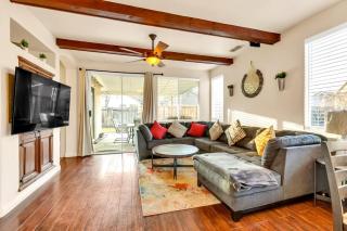 Mediterranean Style Modern House - Sacramento - 9