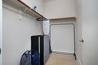 Chic 2-BR in Southtown Near Rvrwalk, Dome & Conv - 5