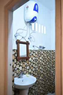 YJ Hillock Cottage Resort - 6