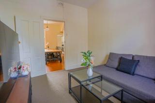 Stylish 3-Bedroom Near Darling Harbour - Free E-Bikes! - Sydney - 7