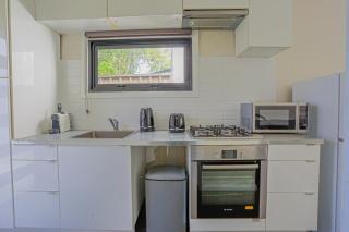 Dynamic 2 Bedroom home close to city buzz Darling St 2 E-Bikes Included - Sydney - 5