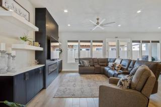 Sandstone Suite Private Room in Shared Home - 6