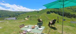 Gîte avec vue exceptionnelle sur les montagnes - Camurac - 0