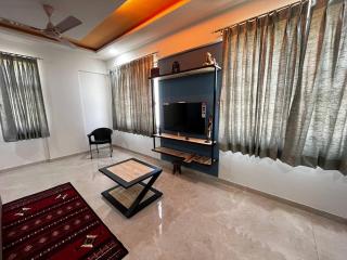 Anahat Host All Rider 2bhk Appartment 2 bed AC - Nashik - 0