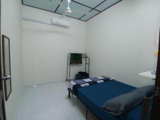 Annur Homestay 2 - - 6