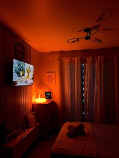 Pool view Condo with Balcony near Mactan Airport - La Vela Studio Mactan - Lapu Lapu City - 3