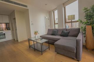 Cozy 2 Bedroom Apartment Darling Square with Balcony - Sydney - 4