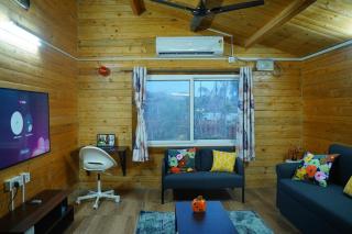 Anagha, Wooden Cabin with Private Pool - Haiderabad - 8