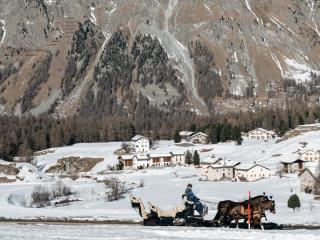 Hotel Chesa Pool - 1