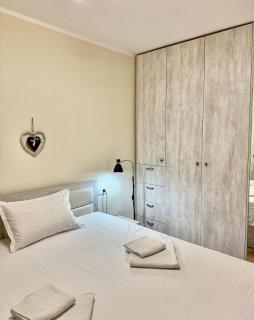 Cozy & cute apartment near Vake Park - Tbilisi - 6