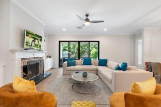 Luxurious Villa with Private Pool - Sleeps 14 - Phoenix - 9
