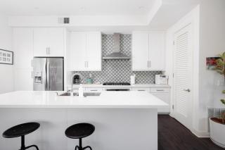 Walk to Balboa Park and Little Italy LUX Townhome - San Diego - 3