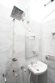 Royal Awadh Hotel - Ayodhya - 5
