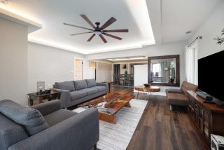 Ocean Views and City Oasis - 4
