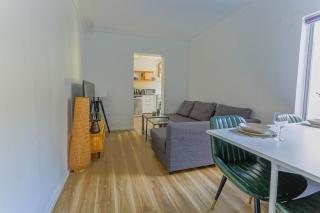 Close to city 2 Bedroom House Surry Hills - Sydney - 0