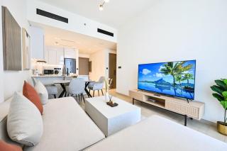 Stunning 1 Bdr luxury residence at JVC - 0