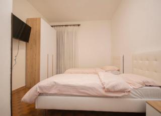 b&b dreams - 8