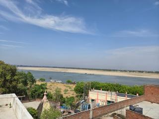 Hotel Shivay Inn - Varanasi - 4