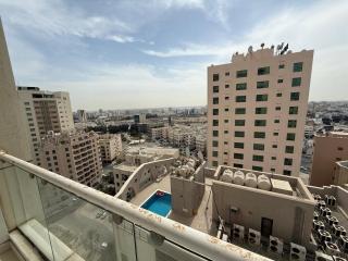 Stylish 1BR Apartment EVX31 - Manama - 6