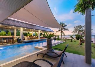 Mai Khao Beach Luxury 7-bedroom villa 0 meters from the sea double infinity pool maid, outdoor wedding sea fishing - 0