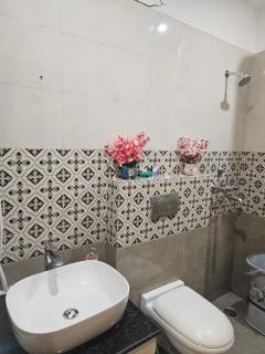 Ultra Luxury 208 By Trendy Feels - Zirakpur - 3