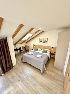 Cloud9 Airport Rooms - Močići - 0