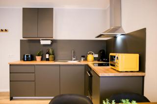 bonquartier - LUX APT #2 Moderne, stilvolle Wohnung mit voll ausgestatteter Küche, Klimaanlage und Parkplatz - 5