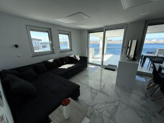 MERTIK house - Omišalj - 1