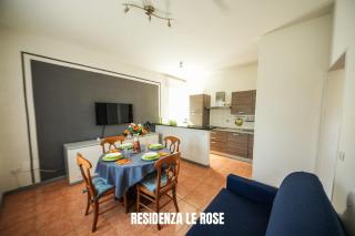 Residenza Le Rose Apartament - Peschiera del Garda - 0