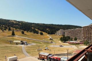 Superdevoluy avec vue sur les pistes et montagne - Le Dévoluy - 1