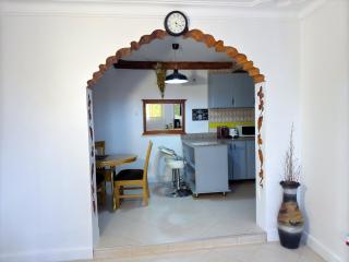 JM Furnished Kampala Entebbe Rd A - Kampala - 1