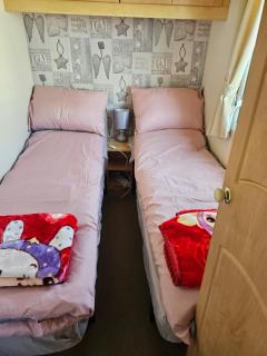 Julie and Shaun's - Ingoldmells - 1