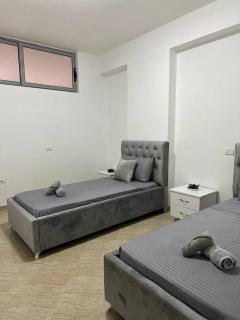 Vlora's Velvet Heaven - Vlora - 5