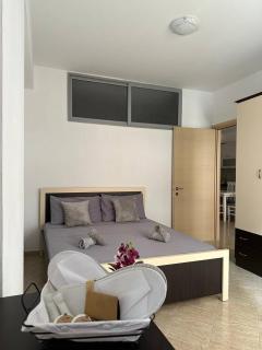 Vlora's Velvet Heaven - Vlora - 7