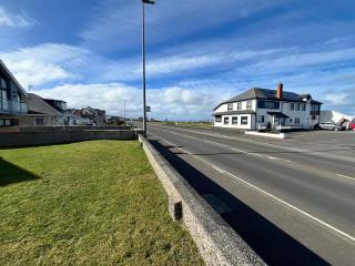 Portrush Seaview Beach House - Portrush - 7